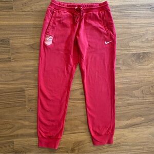 Nike USA USMNT Red Jogger Sweatpants Men’s Large Back Zip Pocket